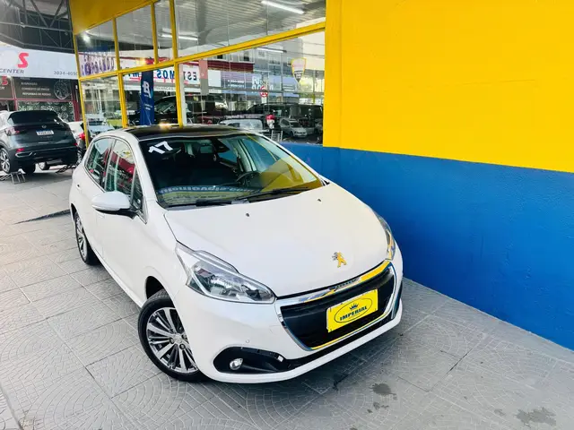 Carro Peugeot 208 2017 Griffe 1.6 16V (Flex) (Aut)