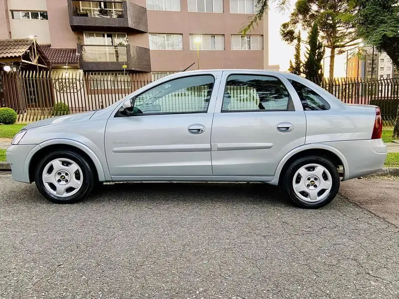 Chevrolet Corsa Sedan Premium 1.4 (Flex)