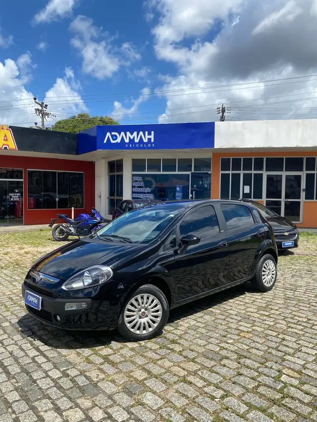 Carro Fiat Punto 2014 Attractive 1.4 (Flex)