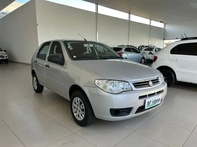 Carro Fiat Palio 2015 Celebration 1.0 Fire Flex 8V 4p