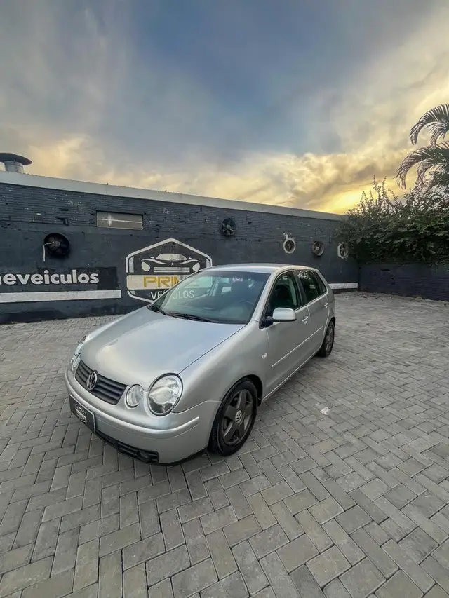 Carro Volkswagen Polo 2003 Hatch. Série Ouro 1.6 8V