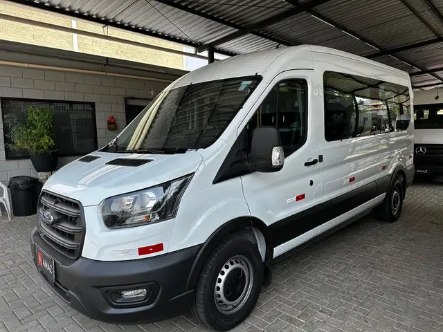 Carro Ford Transit 2024 Minibus 15 Lug. 2.0 16V Die Aut.