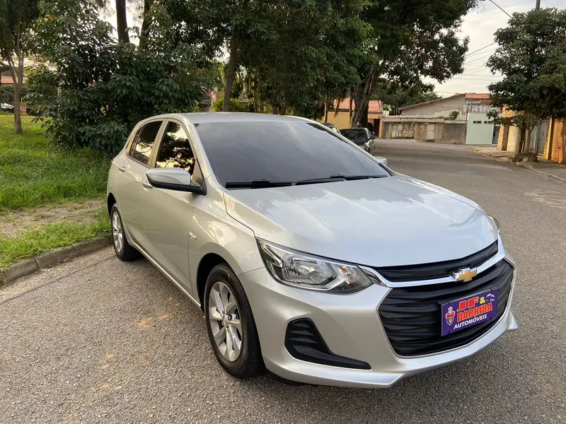 Chevrolet Onix LT 1.0 (Flex)
