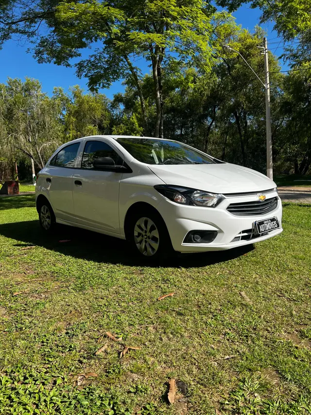 Carro Chevrolet Onix 2020 1.0 Joy SPE/4