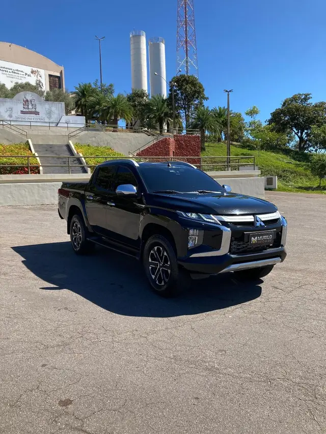 Carro Mitsubishi L200 Triton Sport 2023 HPE-S 2.4