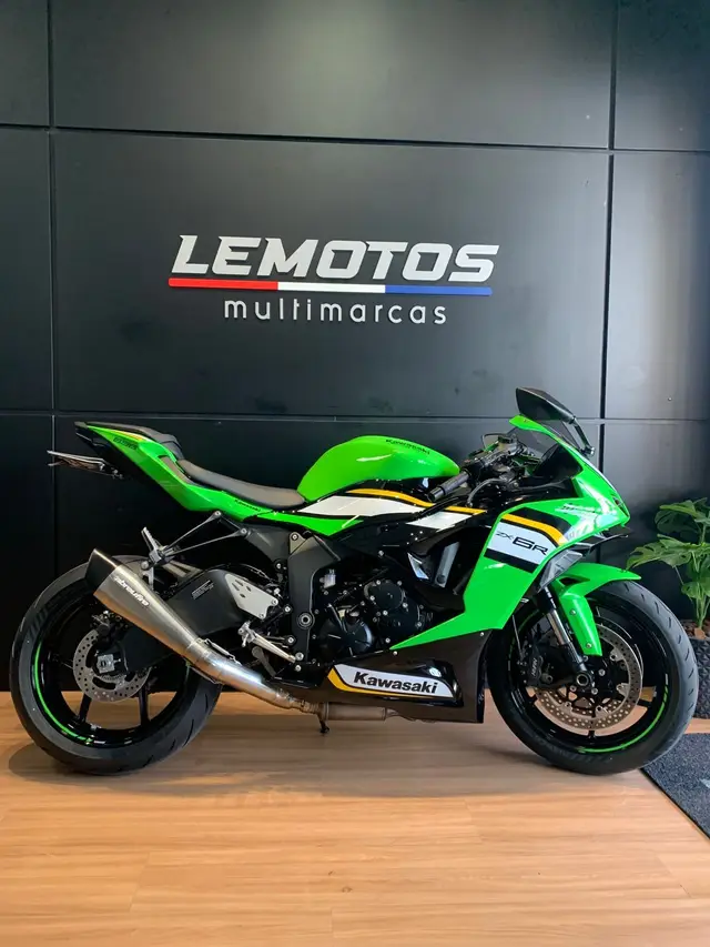 Carro Kawasaki Ninja 2025 ZX-6R