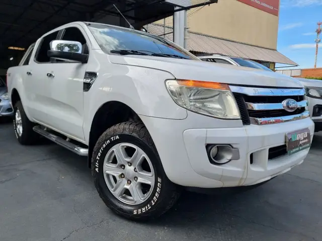 Carro Ford Ranger Cabine Dupla 2013 Ranger 3.2 TD 4x4 CD XLT