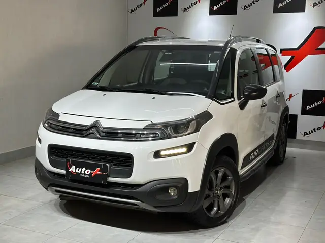 Carro Citroën Aircross 2017 1.6 16V Feel BVA (Flex)