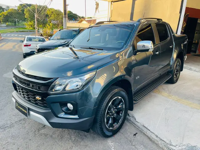 Carro Chevrolet S10 Cabine Dupla 2022 S10 2.8 CTDI High Country 4WD (Cabine Dupla) (Aut)
