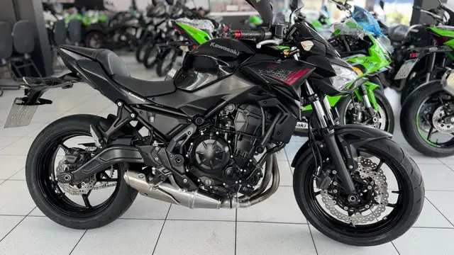Carro Kawasaki Z 650 2021 (ABS)