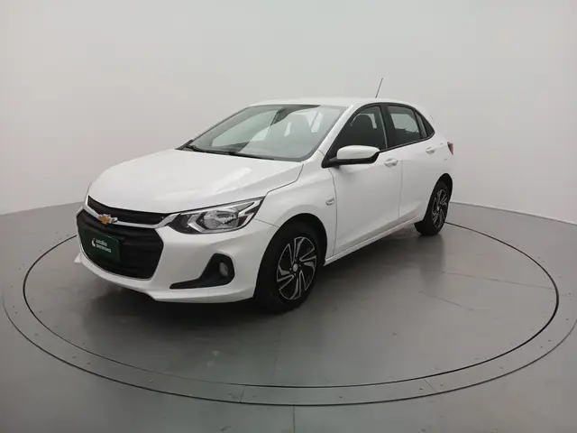Carro Chevrolet Onix Plus 2024 LT 1.0