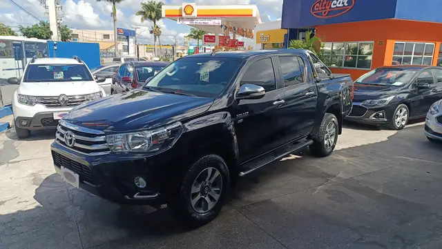Carro Toyota Hilux Cabine Dupla 2017 Hilux 2.7 SR CD 4x2 (Flex) (Aut)