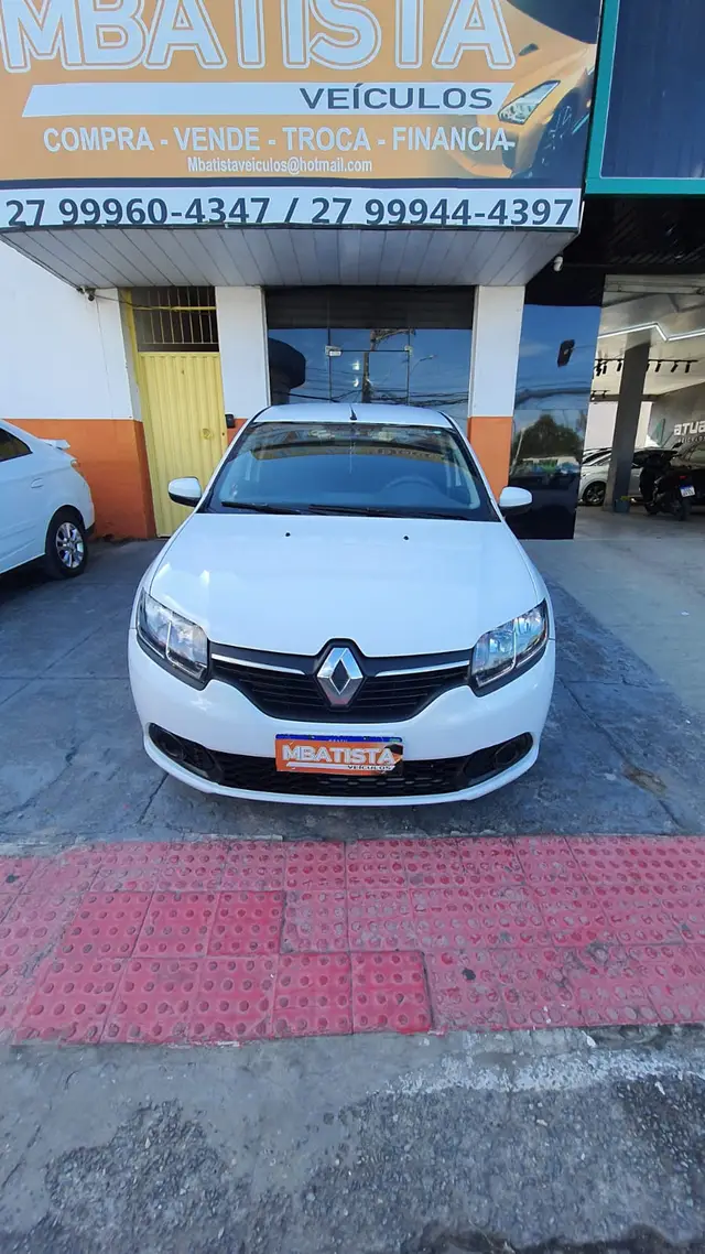 Carro Renault Sandero 2015 Expression 1.0 16V (Flex)