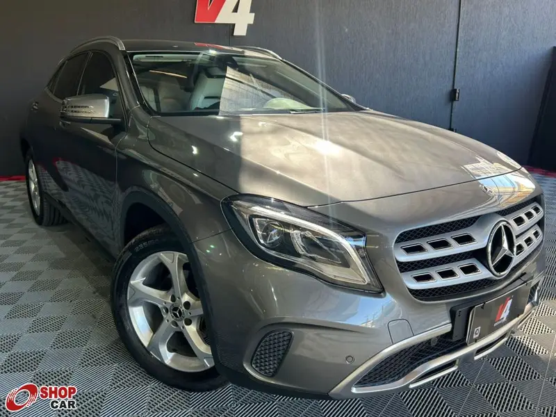 Mercedes-Benz GLA 200 1.6 Style