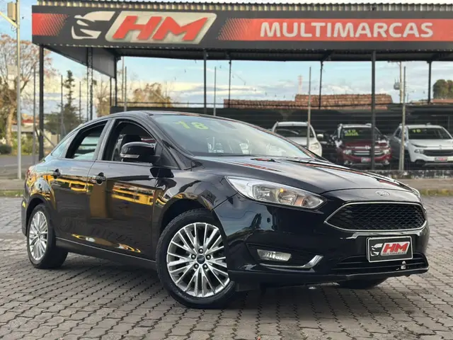 Carro Ford Focus Sedan 2018 SE Plus 2.0 PowerShift