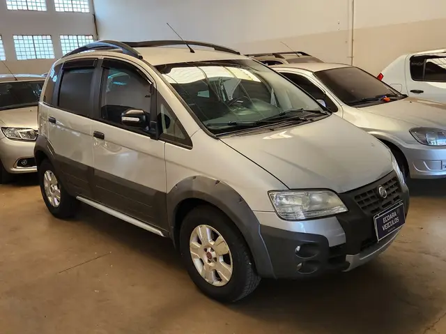 Carro Fiat Idea 2009 Adventure Locker 1.8 (Flex)