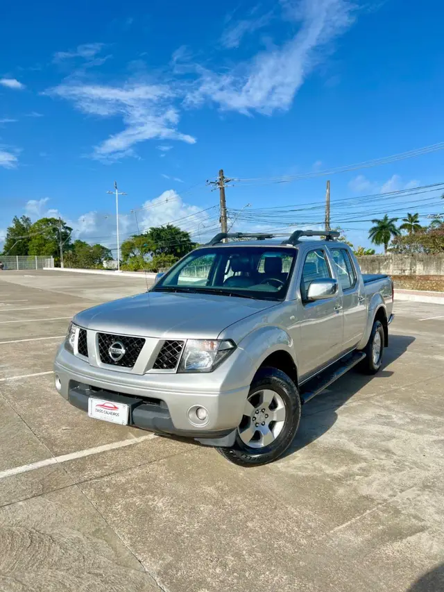 Carro Nissan Frontier 2011 SE 4x4 2.5 16V (cab. dupla)
