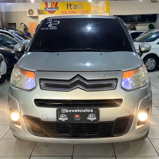 Carro Citroën C3 Picasso 2012 GLX 1.6 16V (Flex)