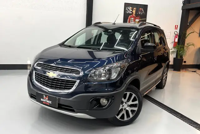 Carro Chevrolet Spin 2017 Activ 1.8 (Flex) (Aut)