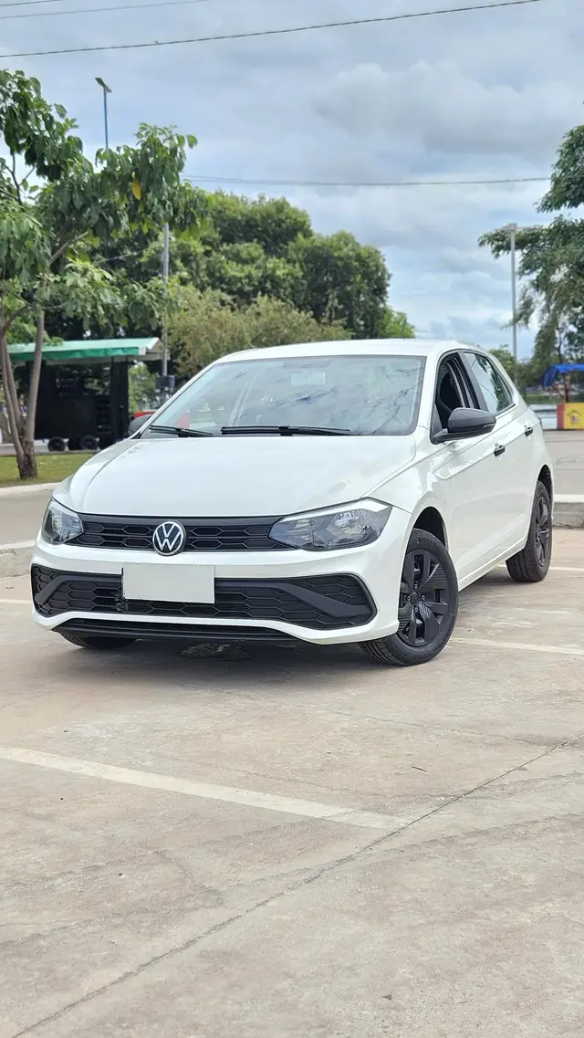 Carro Volkswagen Polo 2024 Track 1.0 Flex 12V 5p