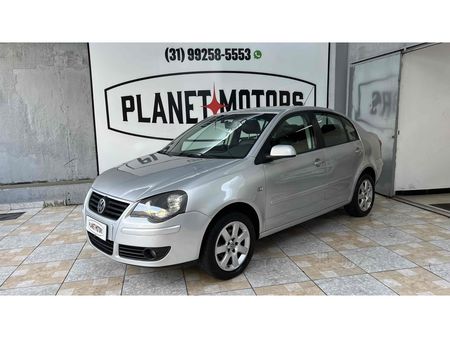 Polo Sedan Comfortline 1.6 8V (Flex)