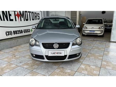 Polo Sedan Comfortline 1.6 8V (Flex)