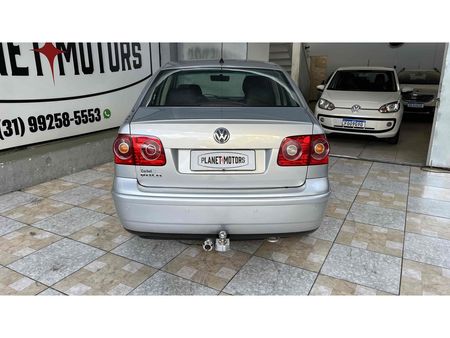 Polo Sedan Comfortline 1.6 8V (Flex)