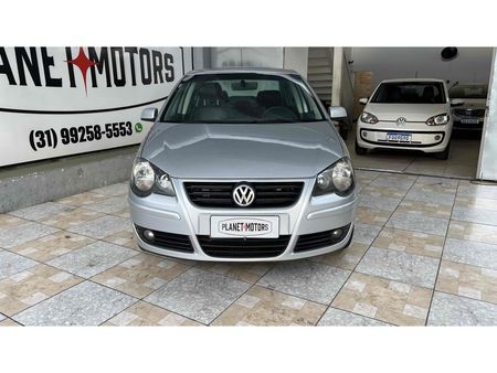 Polo Sedan Comfortline 1.6 8V (Flex)