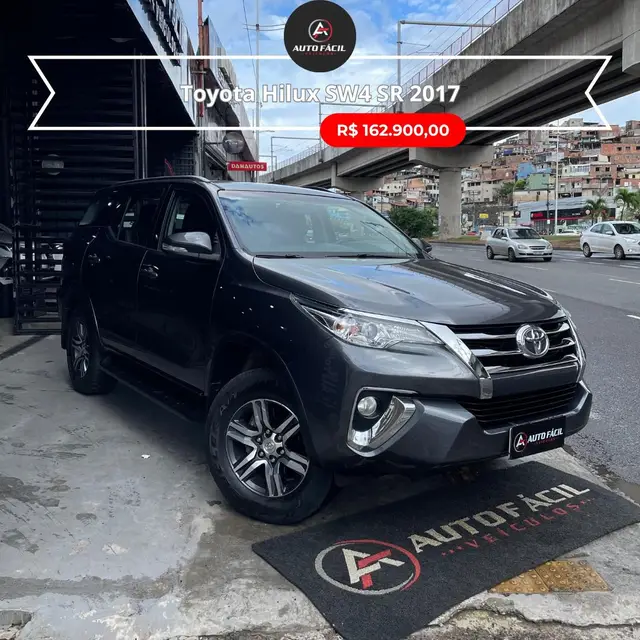 Carro Toyota SW4 2017 4.0 VVT-I SRX 7L 4x4 (Aut)