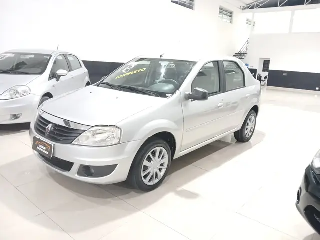 Carro Renault Logan 2012 Expression 1.6 8V Hi-Torque (flex)