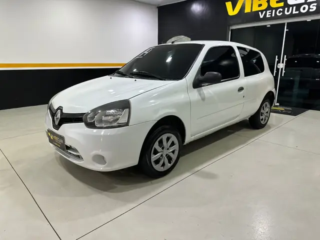Carro Renault Clio 2014 Authentique 1.0 16V (Flex) 2p