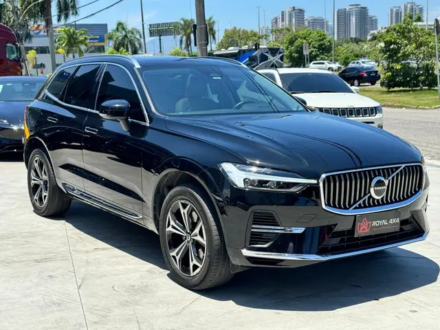 Carro Volvo XC60 2022 Recharge Inscription Hybrid AWD (Aut)
