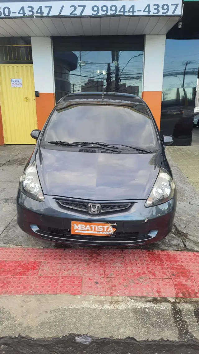 Carro Honda Fit 2006 LX 1.4