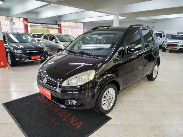 Carro Fiat Idea 2012 Attractive 1.4 8V (Flex)