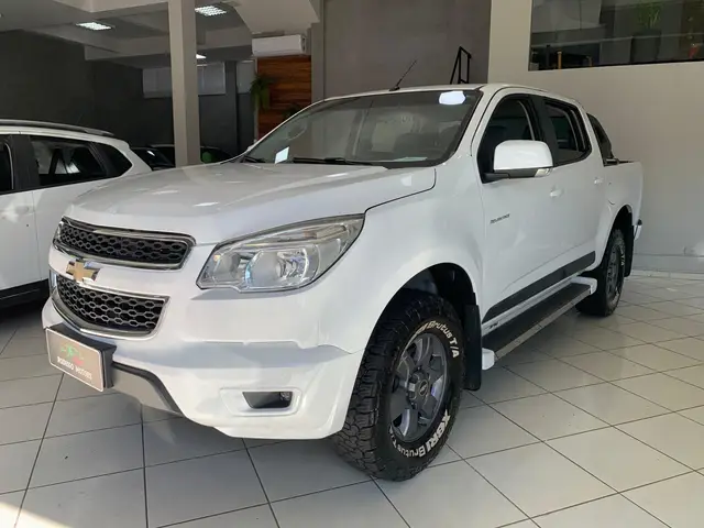 Carro Chevrolet S10 Cabine Dupla 2016 S10 2.4 Advantage (Cabine Dupla)