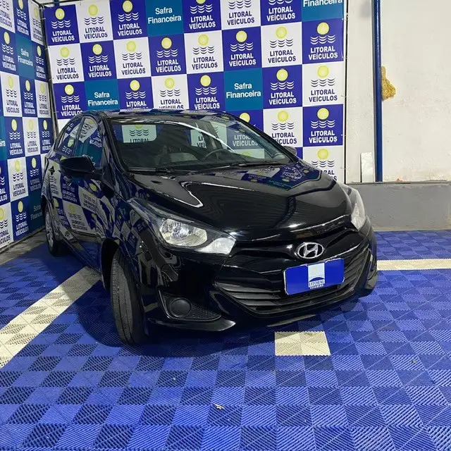 Carro Hyundai HB20S 2015 1.0 Comfort Plus (Flex)