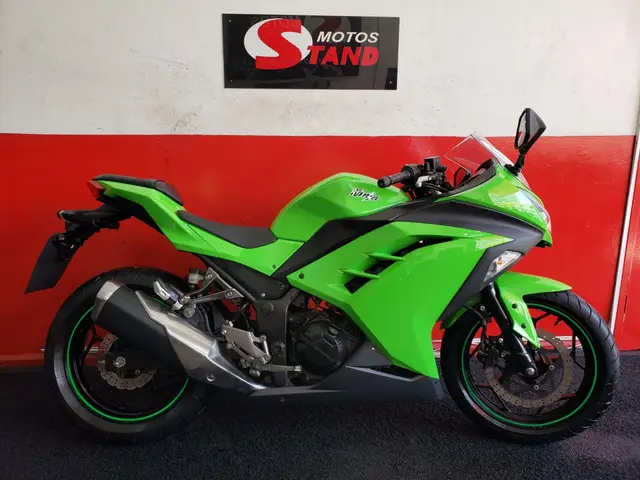 Carro Kawasaki Ninja 2014 300