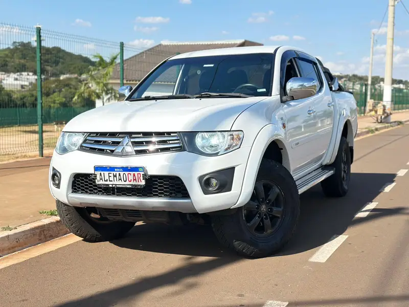 Mitsubishi L200 Triton Sport HLS 2.4 (Flex)