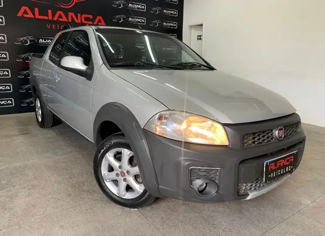 Carro Fiat Strada 2019 Freedom 1.4 CD (Flex)
