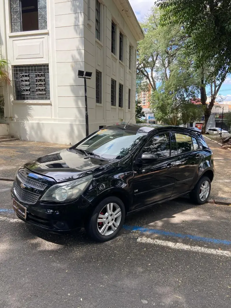 Chevrolet Agile LTZ 1.4 8V (Flex)