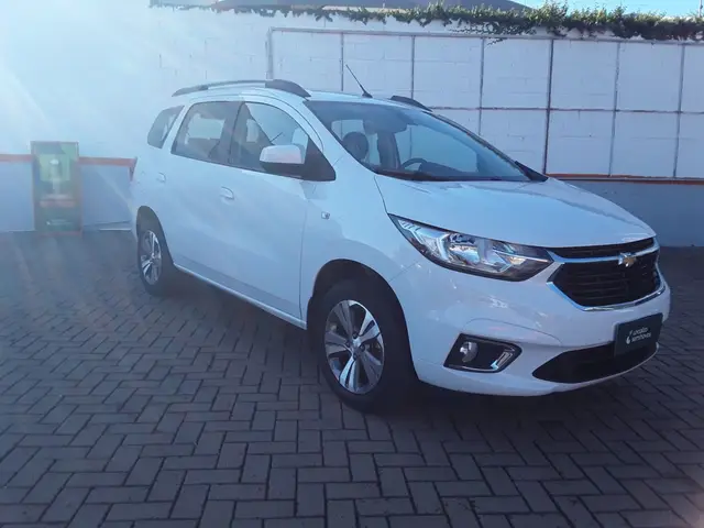 Carro Chevrolet Spin 2023 Premier 1.8 (Aut.)