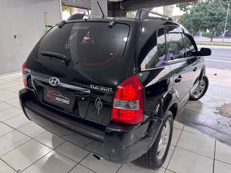 Tucson GLS 2.0 16V (aut)