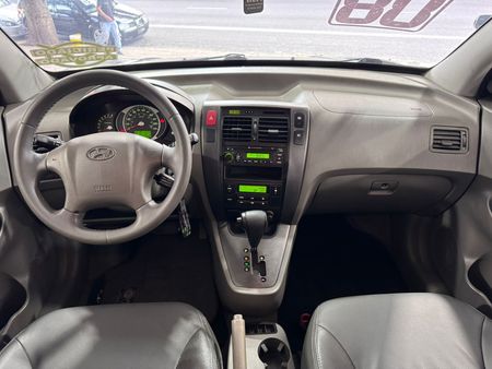 Tucson GLS 2.0 16V (aut)