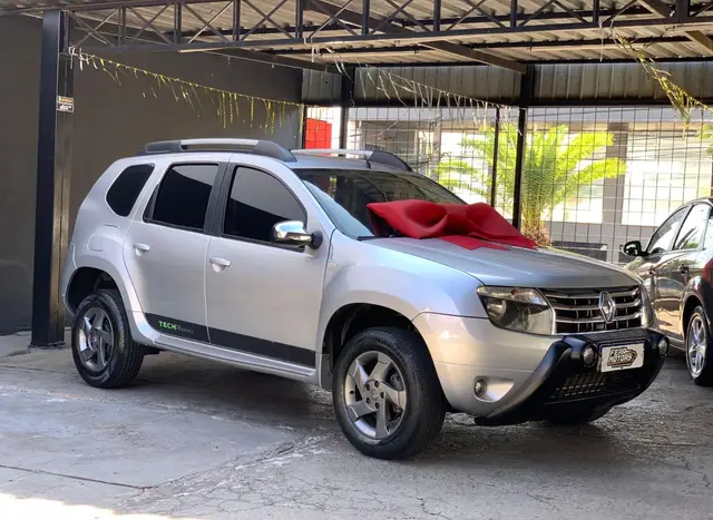 Carro Renault Duster 2014 2.0 16V Dynamique (Flex)