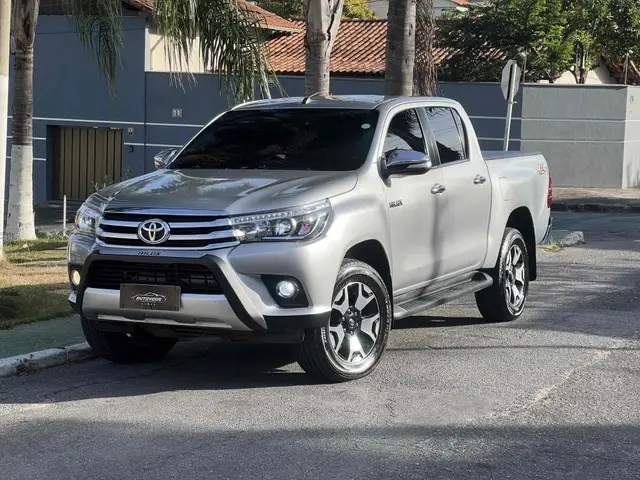 Carro Toyota Hilux Cabine Dupla 2016 Hilux 2.8 TDI SRX CD 4x4 (Aut)
