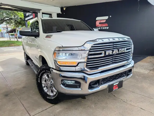 Carro RAM 2500 2022 Ram 2500 CD 6.7 4X4 Laramie