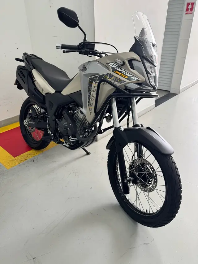 Carro Honda XRE Sahara 300 2024 Adventure