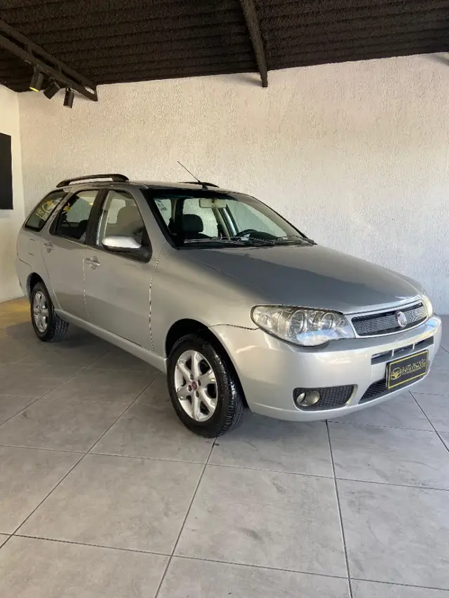 Carro Fiat Palio Weekend 2005 ELX 1.3 8V