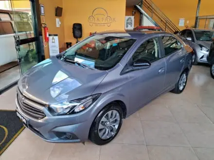 Carro Chevrolet Onix Plus 2021 1.0 LT (Flex)