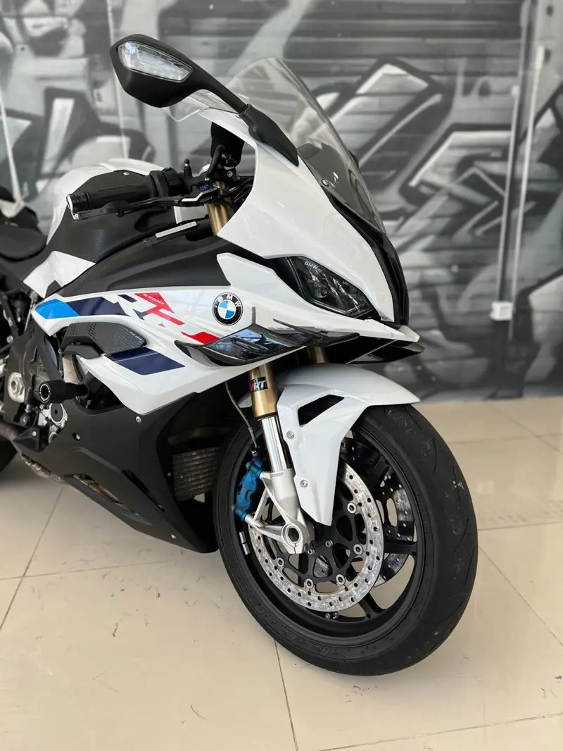 BMW Premium